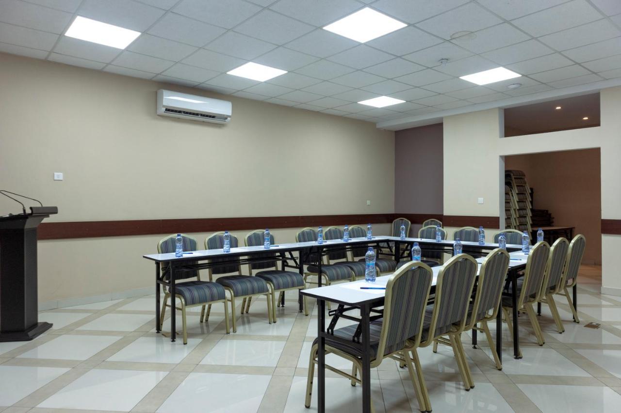 Frederick'S Lodge كوماسي المظهر الخارجي الصورة