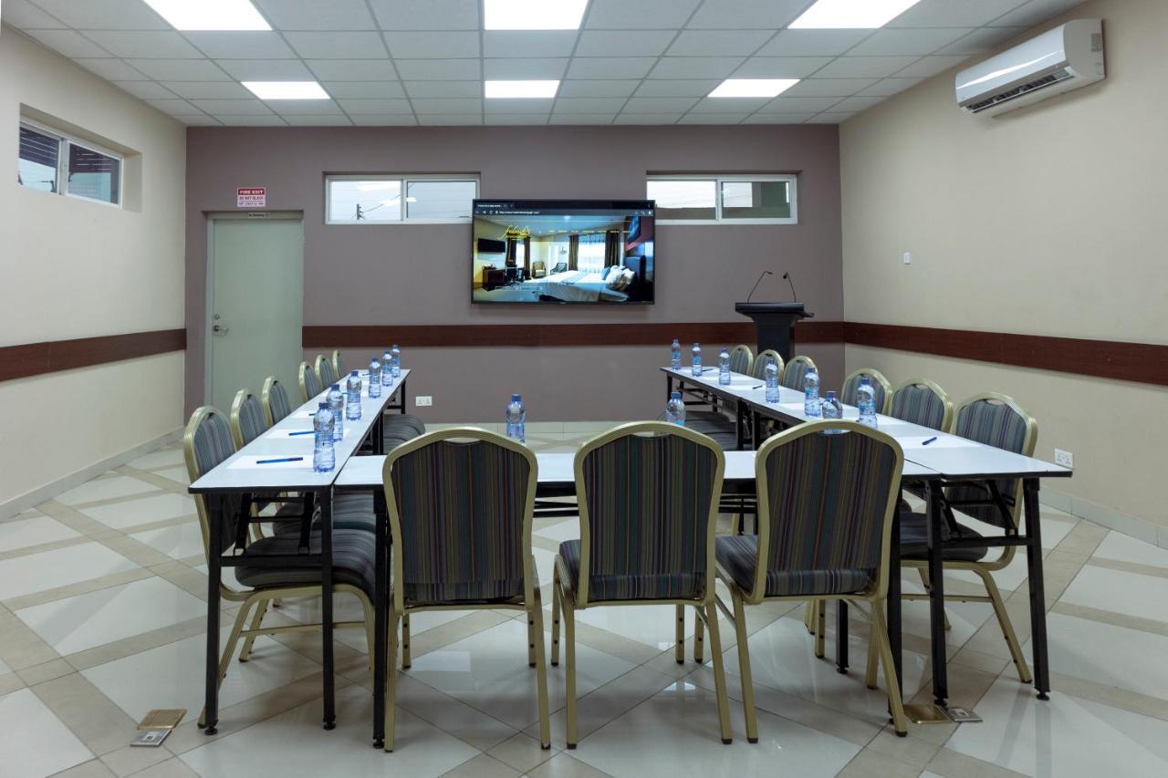 Frederick'S Lodge كوماسي المظهر الخارجي الصورة