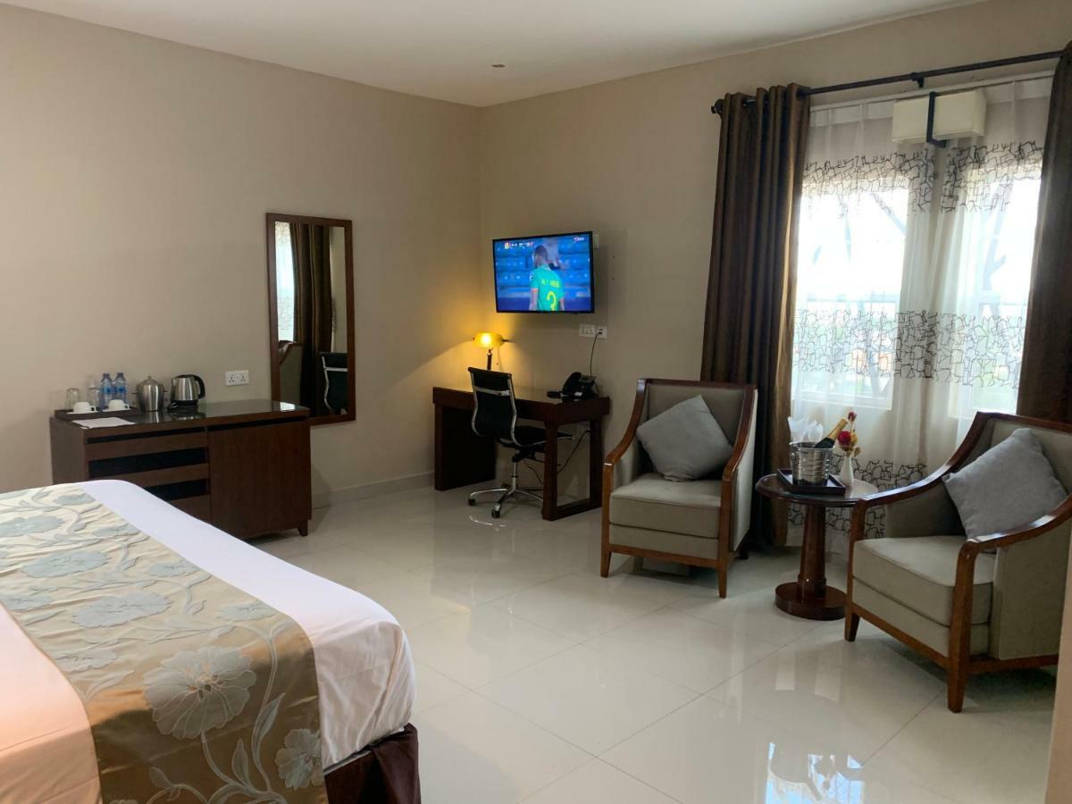 Frederick'S Lodge كوماسي المظهر الخارجي الصورة